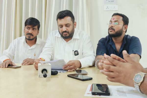 गोंदिया:  किसानों की मेहनत पर डाका 50 से 60 करोड़ का धान बोनस सीधा बिचौलियों के जेब में