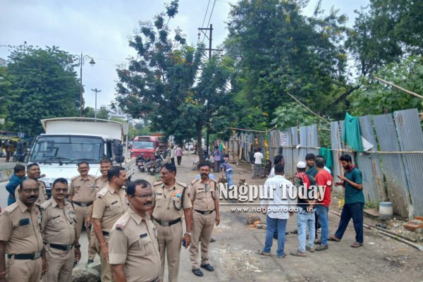 NMC Cracks Down on Chicken Market Near Airport