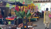 Nagpur Markets Buzz with Festive Rush Ahead of Chhath Puja