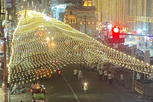 Sitabuldi regains its sparkle as encroachment-free market welcomes festive shoppers