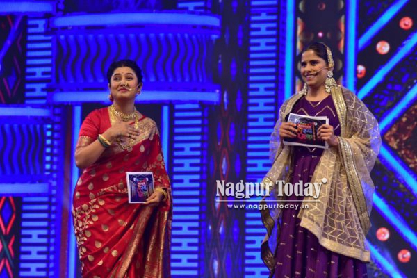 नागपुरात ‘महाराष्ट्राची हास्यजत्रा’च्या कलाकारांनी खासदार सांस्कृतिक महोत्सवात उधळला हशा!