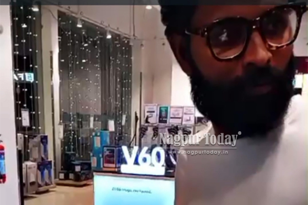 Sealed Apple Watch box found empty after purchase at Croma store in Besa