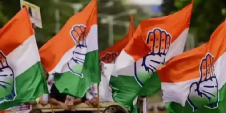 चंद्रपूर काँग्रेसमध्ये गटबाजी तीव्र; धानोरकर–वडेट्टीवार आमनेसामने, 13 नगरसेवकांचा स्वतंत्र गट