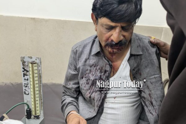 Video: नागपुर मनपा चुनाव से पहले हिंसा, BJP उम्मीदवार भुषण शिगणे पर जानलेवा हमला