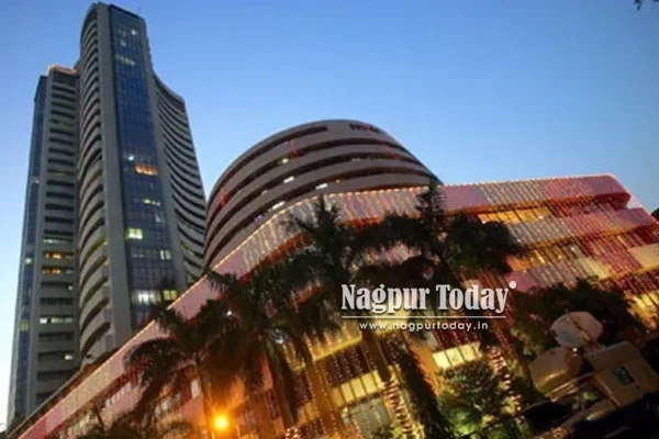 Sensex crashes 1,500 points, Nifty 400 down