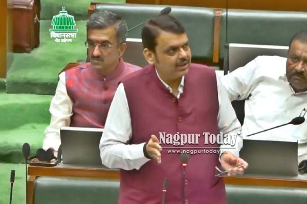 No power tariff hike for 5 years, says Fadnavis; Maharashtra declared power-surplus