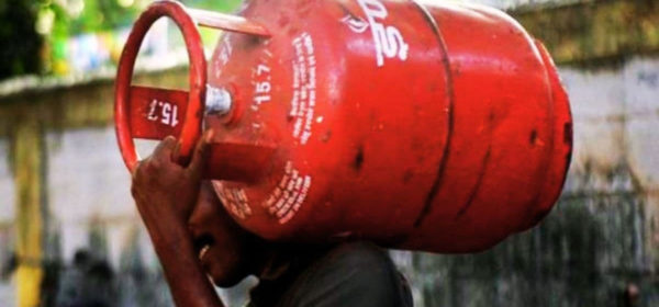 LPG Crisis Deepens: Government May Reduce Domestic Cylinder Refill to 10 kg Amid Global Supply Disruptions