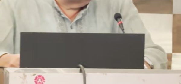 Gadkari Calls Out His Own Party Corporator Over Road Digging Signboard in Nagpur