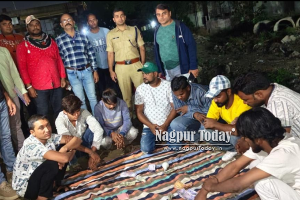 Late-night raid: Gambling den busted in Nagpur, nine accused booked