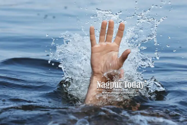 18-year-old drowns in well while retrieving slipper near Hingna