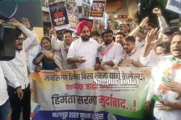 नागपुरात युवक काँग्रेसचा संताप ; हिमांता बिस्वा सरमा यांच्या वक्तव्याविरोधात जोरदार आंदोलन