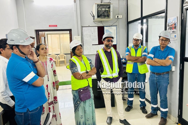 Political Row Erupts Over Gorewada Lake Water; Congress and BJP Trade Charges