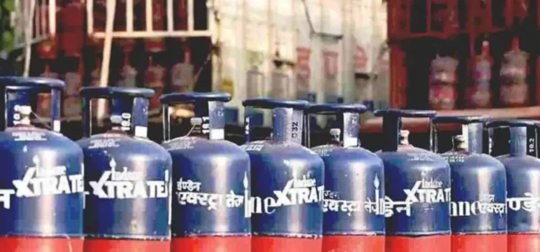 Commercial LPG price hiked by Rs 993, to cost Rs 3,104.50 in Nagpur