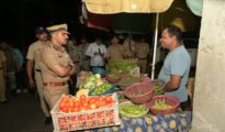 Nagpur Police Commissioner Conducts Surprise Visit to Pandhrabodi and Meetha Neem Slum Areas