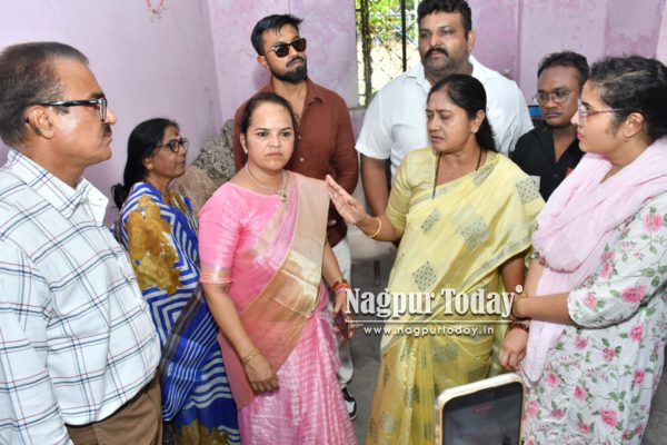बेझनबाग येथील लाल शाळेचे गतवैभव परत आणणार