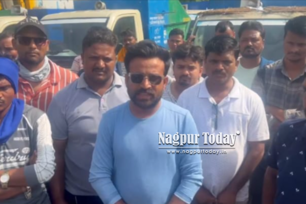 नागपुरात थकीत पगारासाठी कंत्राटी कर्मचाऱ्यांचा एल्गार; तिसऱ्या दिवशीही कामबंद आंदोलन कायम