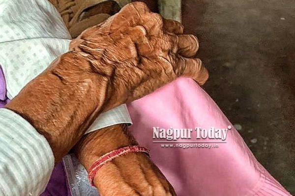 हवस में अंधा पड़ोसी, 67 वर्षीय बुजुर्ग महिला से दुष्कर्म