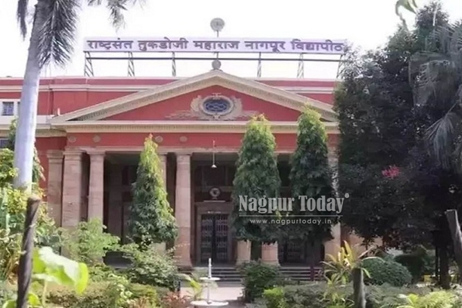 RTMNU blunder: B.Com Semester IV exam cancelled due to wrong question paper