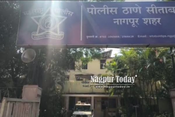 महिला पोलिसांवर मद्यधुंद दाम्पत्याचा हल्ला; नागपूरच्या नव्या सीपींचा पहिलाच कडक इशारा