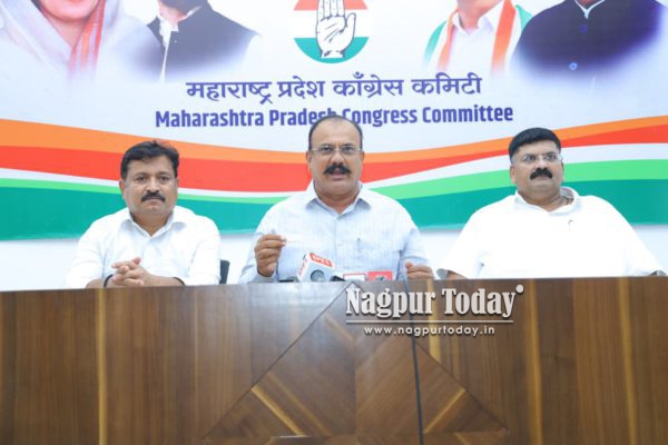वीजबिल माफीची घोषणा शेतकऱ्यांसाठी नव्हे, अदानीच्या फायद्यासाठी; हर्षवर्धन सपकाळ यांचा आरोप
