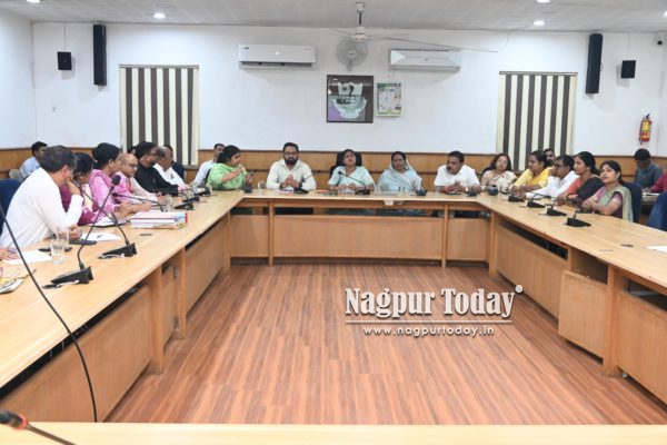 श्रीमंत रघुजी राजे नगर भवन ‘टाऊन हॉल’चे काम वेळेत पूर्ण करा
