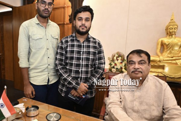 विदर्भात बहुविषयक केंद्रीय विद्यापीठाची मागणी; SIO महाराष्ट्र नॉर्थचे नितीन गडकरींना निवेदन