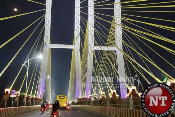 Family Attacked on Busy Nagpur Road Near Ram Jhula