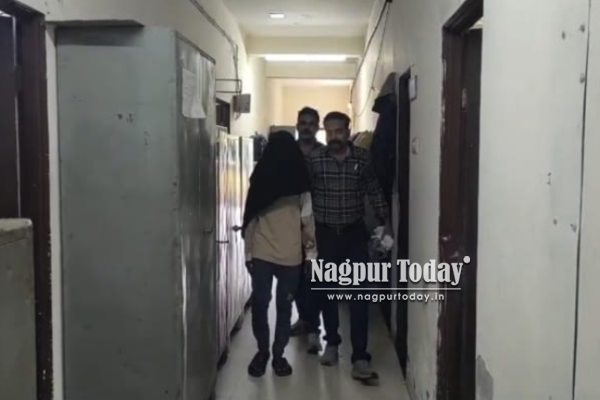 नागपुरात पैशांच्या वादातून जीवघेणा हल्ला; मित्रावर चाकूने सपासप वार, एकाला अटक