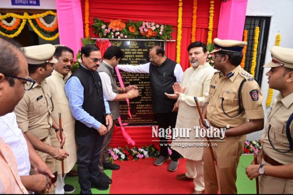 Bawankule inaugurates new Mohpa Police Station in Nagpur Rural