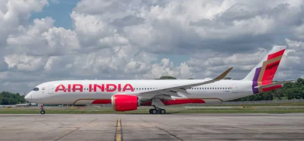 Air India Phuket flight altitude drop due to sudden pressure loss