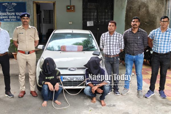 कळमणा पोलिसांची ड्रग्ज तस्करांविरोधात कारवाई; 2.043 किलो गांजासह कार जप्त, दोघे अटकेत