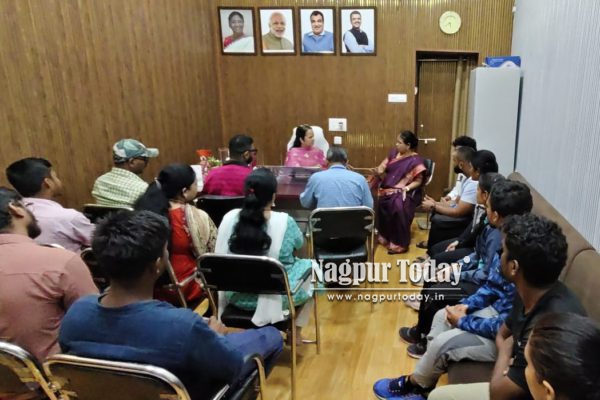 स्वतंत्रता दिवस के अवसर पर चिटनिस स्टेडियम में सामूहिक राष्ट्रगीत गायन हेतु नियोजन एवं समीक्षा बैठक