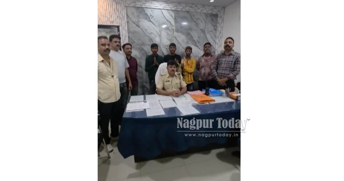 सोशल मीडिया पर हथियारों की नुमाइश पड़ी भारी, वीडियो वायरल होते ही पुलिस का शिकंजा