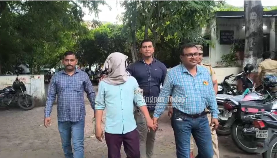 Man arrested for trying to attack mother with knife in Nagpur