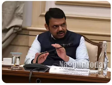 Maha sets up Cabinet panel for weekly drought review, Fadnavis assures immediate relief