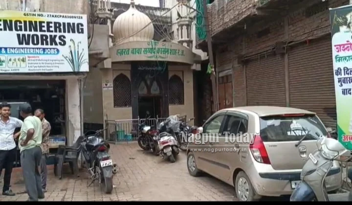नागपुरात दरगाहसमोर किरकोळ वादातून चाकूहल्ला; युवक गंभीर जखमी