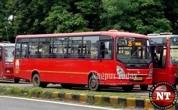 आपली बस कंत्राटी कर्मचाऱ्यांच्या मागण्यांना अखेर मंजुरी; बेमुदत संपापूर्वीच प्रश्न निकाली