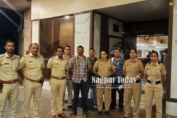 Sadar Police Raid Tuli Hotel, Minors Found Smoking Hookah