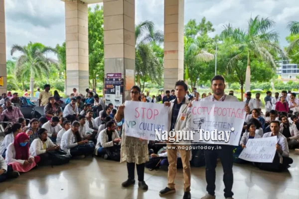 Nagpur AIIMS Doctors Allege Assault and Political Pressure