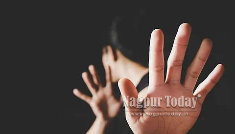 लैंगिक छळ प्रकरणात फरार राज्यमंत्र्यांच्या बॉडीगार्डला चंद्रपुरातून अटक