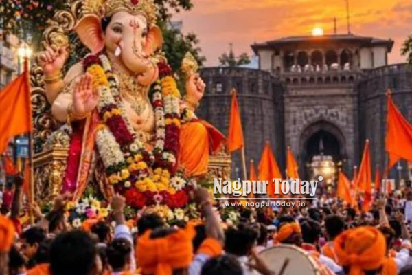 राज्यभरात सार्वजनिक रस्त्यांवर फटाके फोडण्यास बंदी; डीजे-लेझरवरही हायकोर्टाची नाराजी