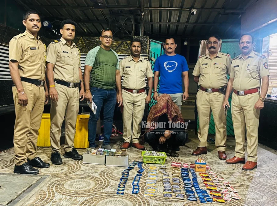 नागपुरात प्रतिबंधित तंबाखूजन्य पदार्थांच्या विक्रीवर एस्कॉर्ट पथकाची कारवाई; चौघांना अटक