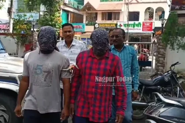 सक्करदऱ्यात तरुणावर तलवारीने जीवघेणा हल्ला; मानेवरचा वार हाताने अडवला, अंगठ्याला गंभीर दुखापत!
