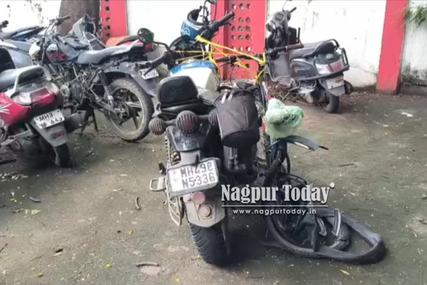 13-Year-Old Dies After Bullet Hits Bicycle on Flyover