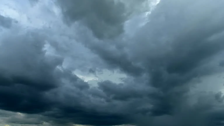Cyclone ‘Arnab’ brings chilly twist to Vidarbha