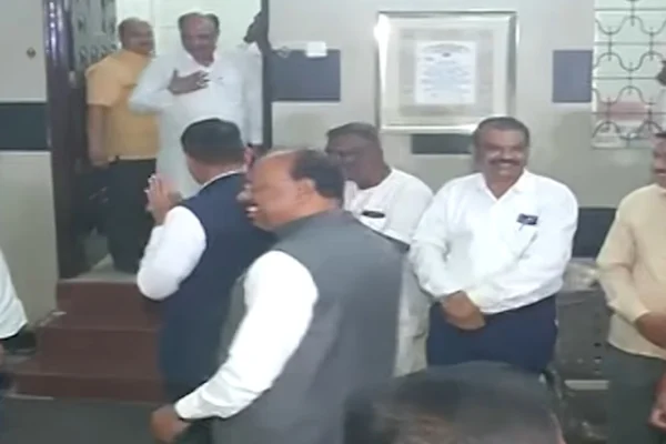 Anil Sole Withdraws Resignation After Fadnavis’ Intervention, BJP Rebellion in Nagpur Subsides
