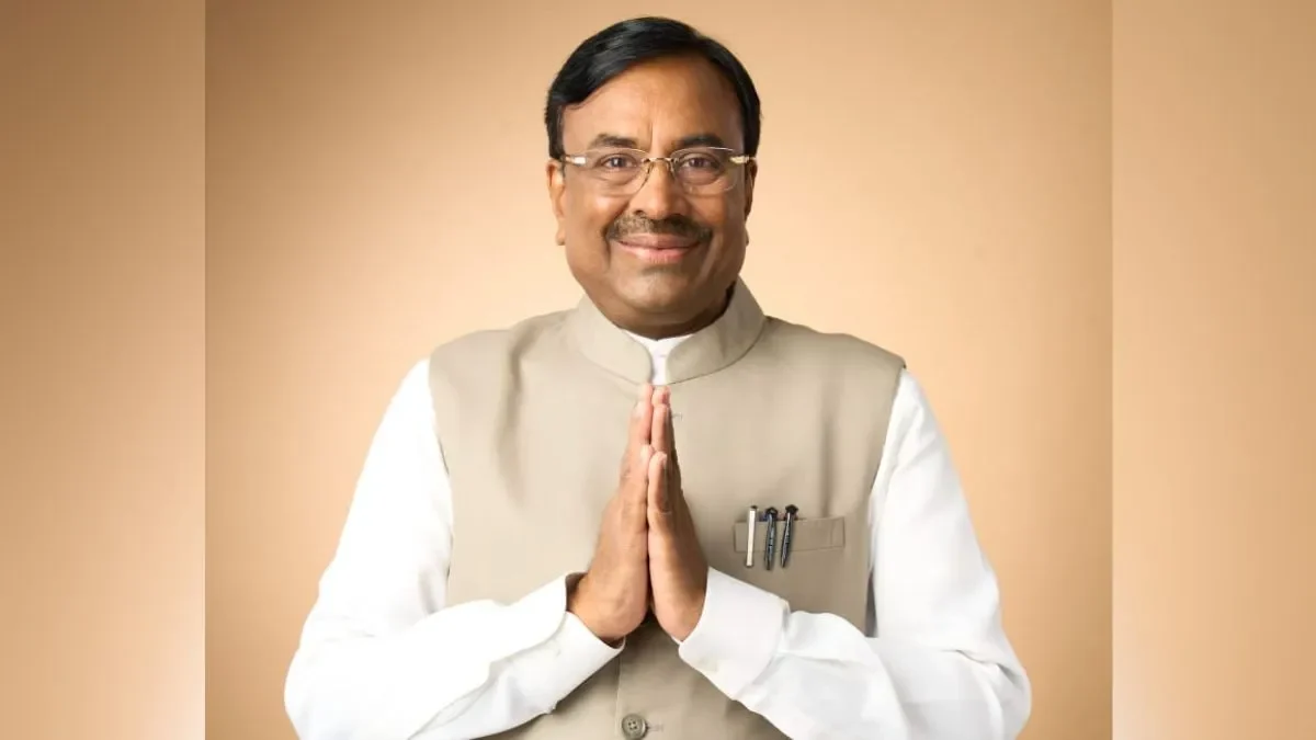 माणूस आपल्याच चुकांनी अडचणीत येतो; सुधीर मुनगंटीवार यांचं सूचक विधान