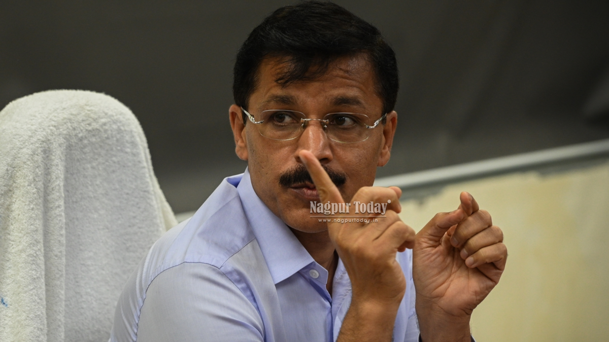Tukaram Mundhe denies transfer, says he continues as Maharashtra FDA Commissioner