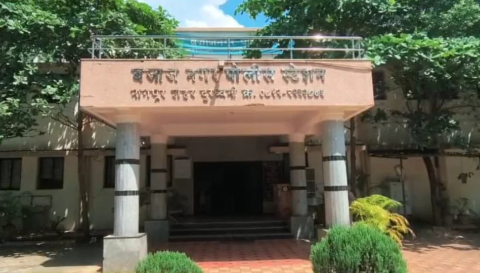 दीक्षाभूमीत दर्शनासाठी आलेल्या महिलेची ७० हजारांची सोनसाखळी चोरीला
