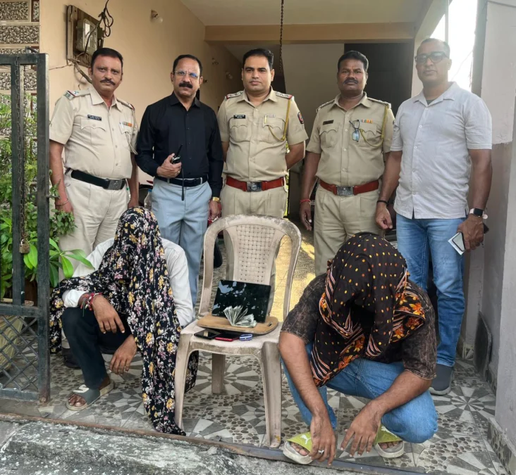 भारत-वेस्टइंडीज मैच पर ऑनलाइन सट्टेबाजी, 2 गिरफ्तार